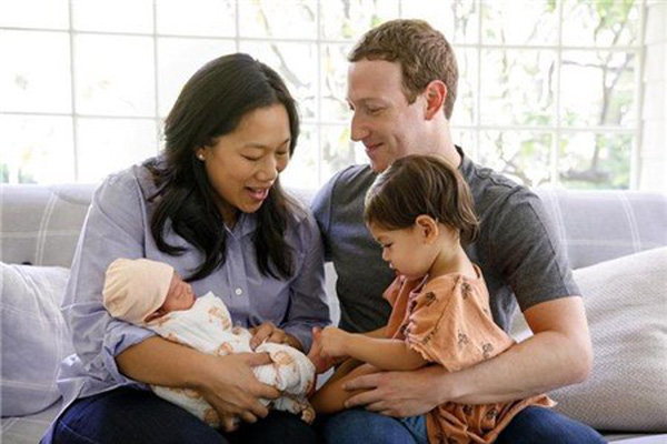 Hãy chọn một người nào mà lúc giàu có hay lúc hàn vi đều chân chất giản dị và luôn đối xử tốt với vợ con của mình. (Ảnh: people.com)